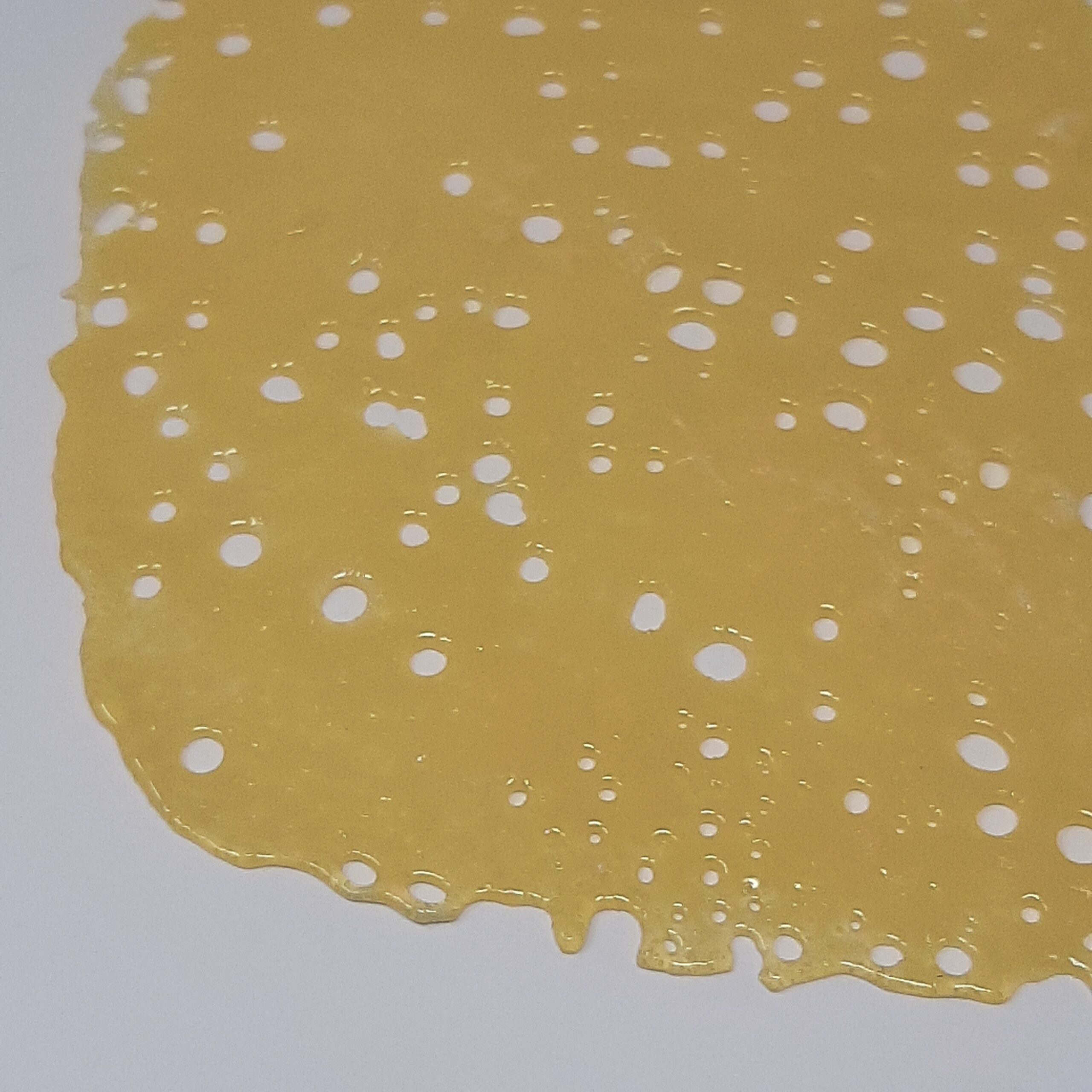 AAAA+ Pink Tar Shatter By Mind Melt Extracts (75-80% THC)
